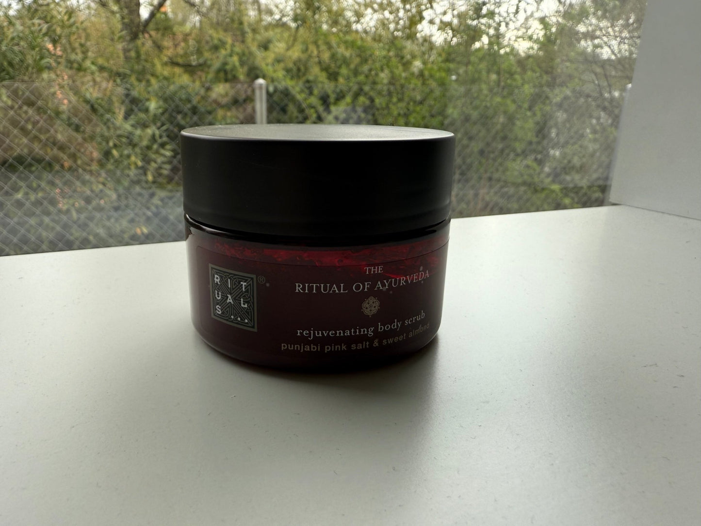 RITUALS - The Ritual of Ayuvera Body - Peeling 125g - Anania's Shop