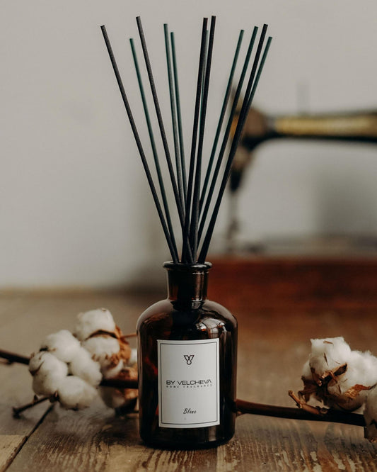By Velcheva Raumduft Mikado Blanc – 125 ml, weisse Baumwolle, Moschus & Sandelholz - Anania's Shop