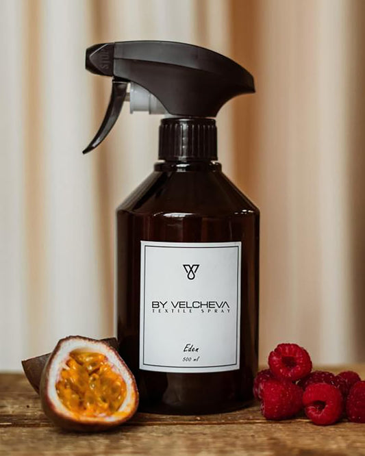 By Velcheva Textilspray Eden – 500 ml, Passionsfrucht, Himbeere & Moschus - Anania's Shop