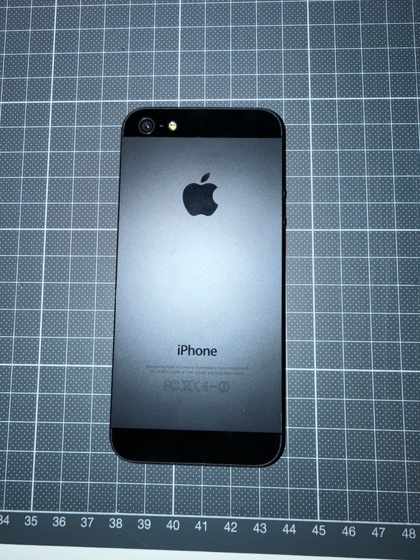 Diverse iPhones (Gebraucht o. Defekt) - Anania's Shop