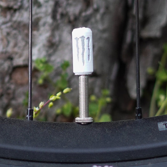 Monster White Dose | Capsterpiece Ventilkappe - Anania's Shop